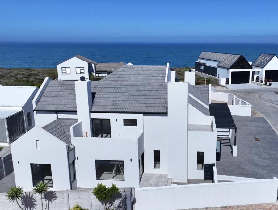 3 Bedroom Property for Sale in Yzerfontein Western Cape